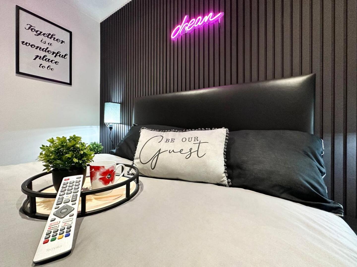 Boutique Backyard Bungalow - Brimsdown Enfield Eksteriør bilde