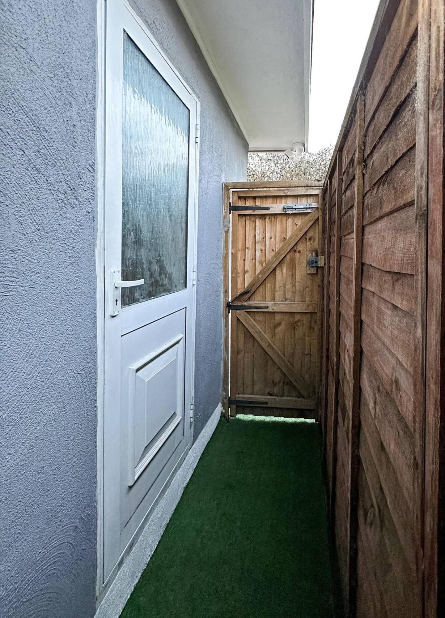 Boutique Backyard Bungalow - Brimsdown Enfield Eksteriør bilde